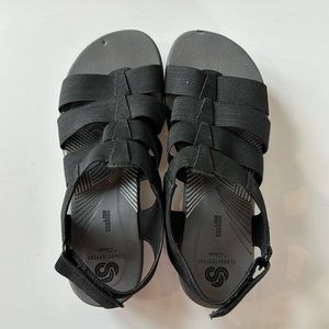Cloudstepper by Clark’s sandals 7.5